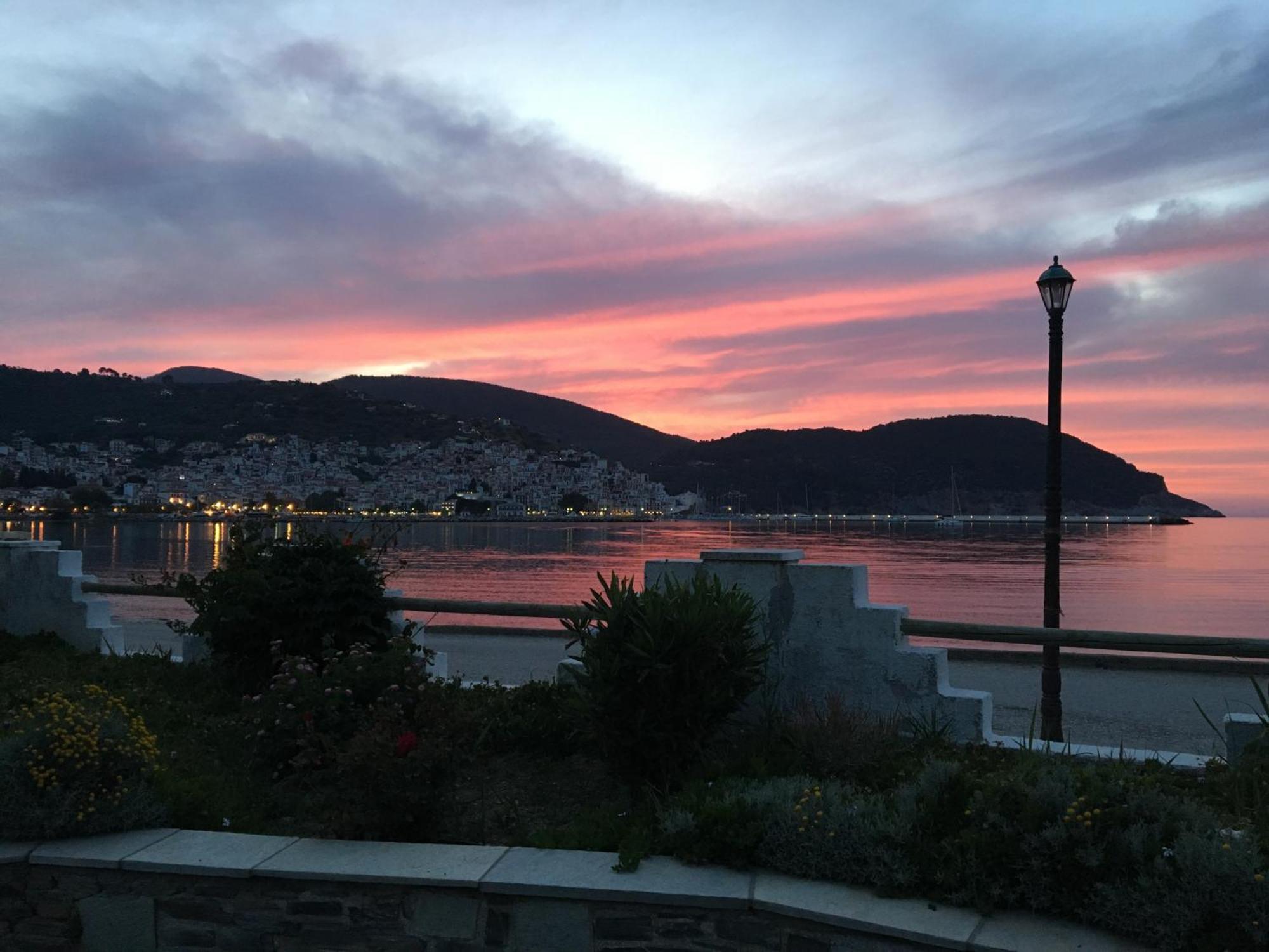Del Sol Skopelos Eksteriør bilde